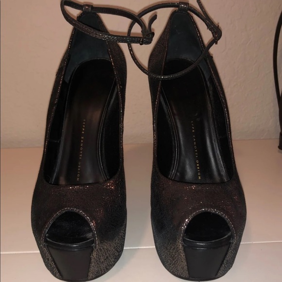 Guiseppe Zanotti Heels - Picture 2 of 4